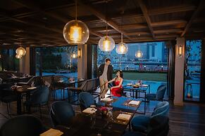 Ten Six Hundred, Chao Phraya, Bangkok by Preference, managed by The As