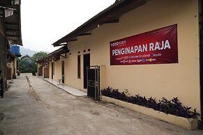 OYO 92831 Penginapan Raja