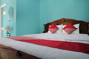 OYO 92831 Penginapan Raja