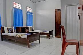 SPOT ON 92834 Wisma Dira Tiara Syariah