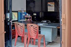 SPOT ON 92834 Wisma Dira Tiara Syariah