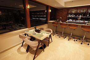 The Prominence Hotel