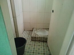 SPOT ON 92839 Nany Asoka Syariah Near Anyong Cafe Studio