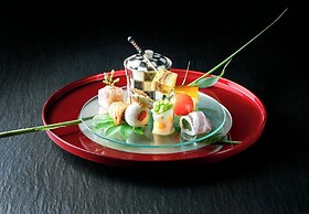 Noto Tsukumowan Hyakurakusou