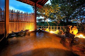 Noto Tsukumowan Hyakurakusou