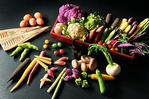 Noto Tsukumowan Hyakurakusou