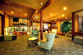 Noto Tsukumowan Hyakurakusou