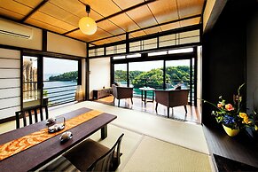 Noto Tsukumowan Hyakurakusou