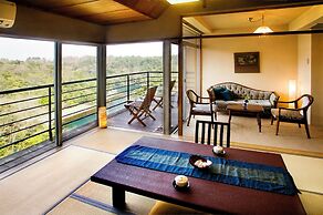 Noto Tsukumowan Hyakurakusou