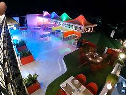 Hotel The Grand Piano