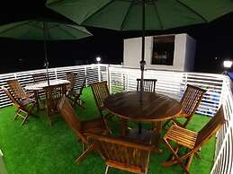 Hotel The Grand Piano