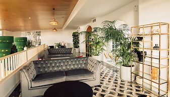 Hotel Estefanía Boutique Suites