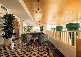 Hotel Estefanía Boutique Suites