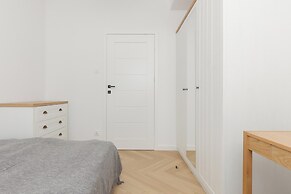 Business Apartment Warsaw by Renters