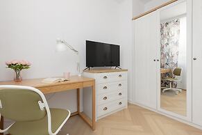 Business Apartment Warsaw by Renters