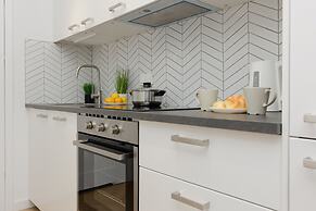 Business Apartment Warsaw by Renters