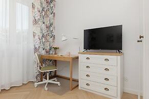 Business Apartment Warsaw by Renters