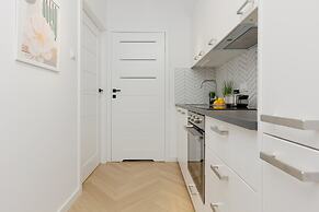 Business Apartment Warsaw by Renters