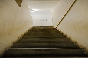 SPOT ON 92845 Josua Passing Stay