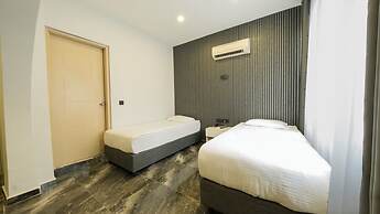 Legend Tulip Hotel