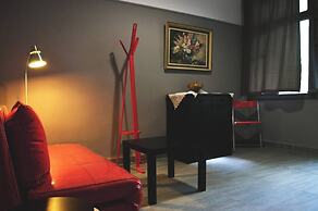 Renovated Home Next To Old Town