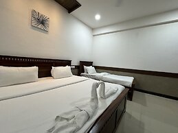 Hotel Tirth by Sonu Cafe