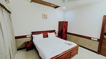 Hotel Tirth by Sonu Cafe