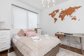 Stylish Apartment by Renters Prestige