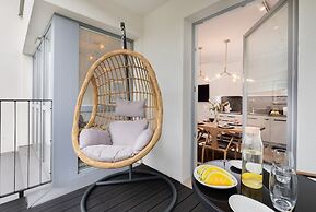 Stylish Apartment by Renters Prestige