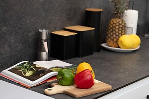 Stylish Apartment by Renters Prestige