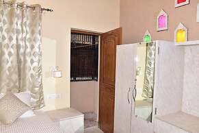 Goroomgo Maya Inn Guest House Varanasi