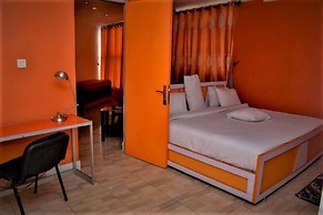 Springpark Yaad Hotel