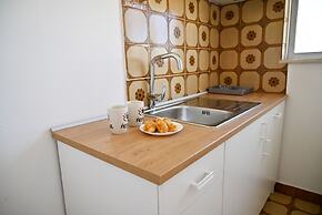 Helena Apartments in Paradisi Rhodes