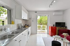 Athens Riviera Garden View Studio