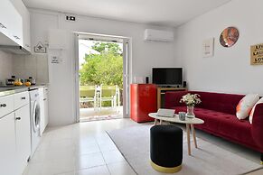 Athens Riviera Garden View Studio