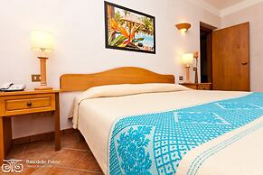 Simple Gem of Le Dimore di Budoni 2 Bedroom Sleeps 6