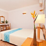 Simple Gem of Le Dimore di Budoni 2 Bedroom Sleeps 6