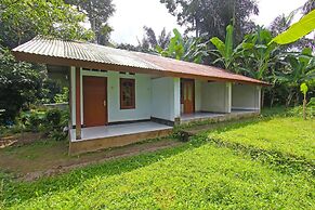 SPOT ON 92567 Jati Homestay Near Taman Suranadi