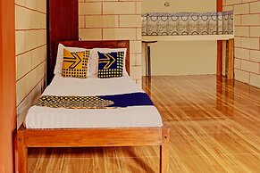 OYO Life 92568 Penginapan Joglo Syariah