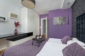 Stylish Kraków Apartment by Renters