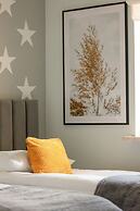 Stylish Kraków Apartment by Renters