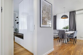 Stylish Kraków Apartment by Renters