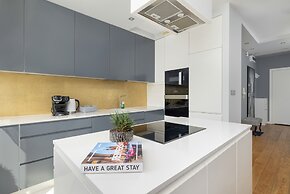 Stylish Kraków Apartment by Renters