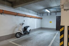 Stylish Kraków Apartment by Renters