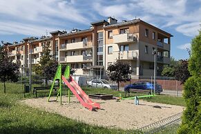 Stylish Kraków Apartment by Renters