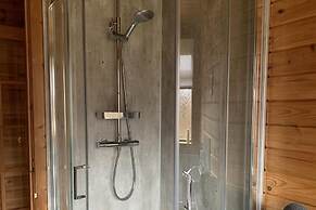 Teviot Lodge - Sleeps 6 - Pets - River Views