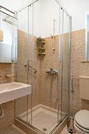 Villa Akulica With Heated Outdoor Pool and Seaview