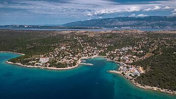 Villa Akulica With Heated Outdoor Pool and Seaview