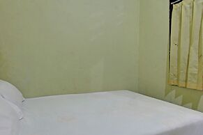 SPOT ON 92882 Penginapan 3 Bersaudara Near Pasar Sengkol