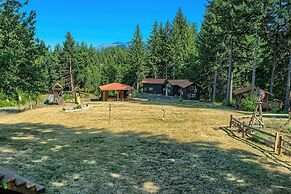 Maple Hill Lodge 3 Bedroom Home by RedAwning